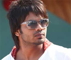 mosagallaku mosagasu,sudheer babu,guest roll,manoj in mosagallaku mosagadu  మోసగాడితో మంచు మనోజ్ జత కలిశాడు!